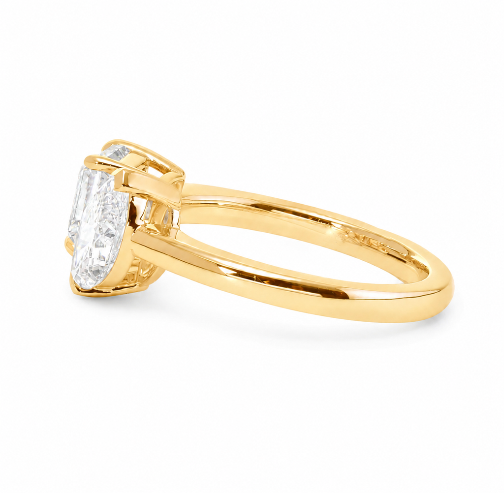 Marquise-Cut & Asscher-Cut Lab Diamond Toi et Moi Ring