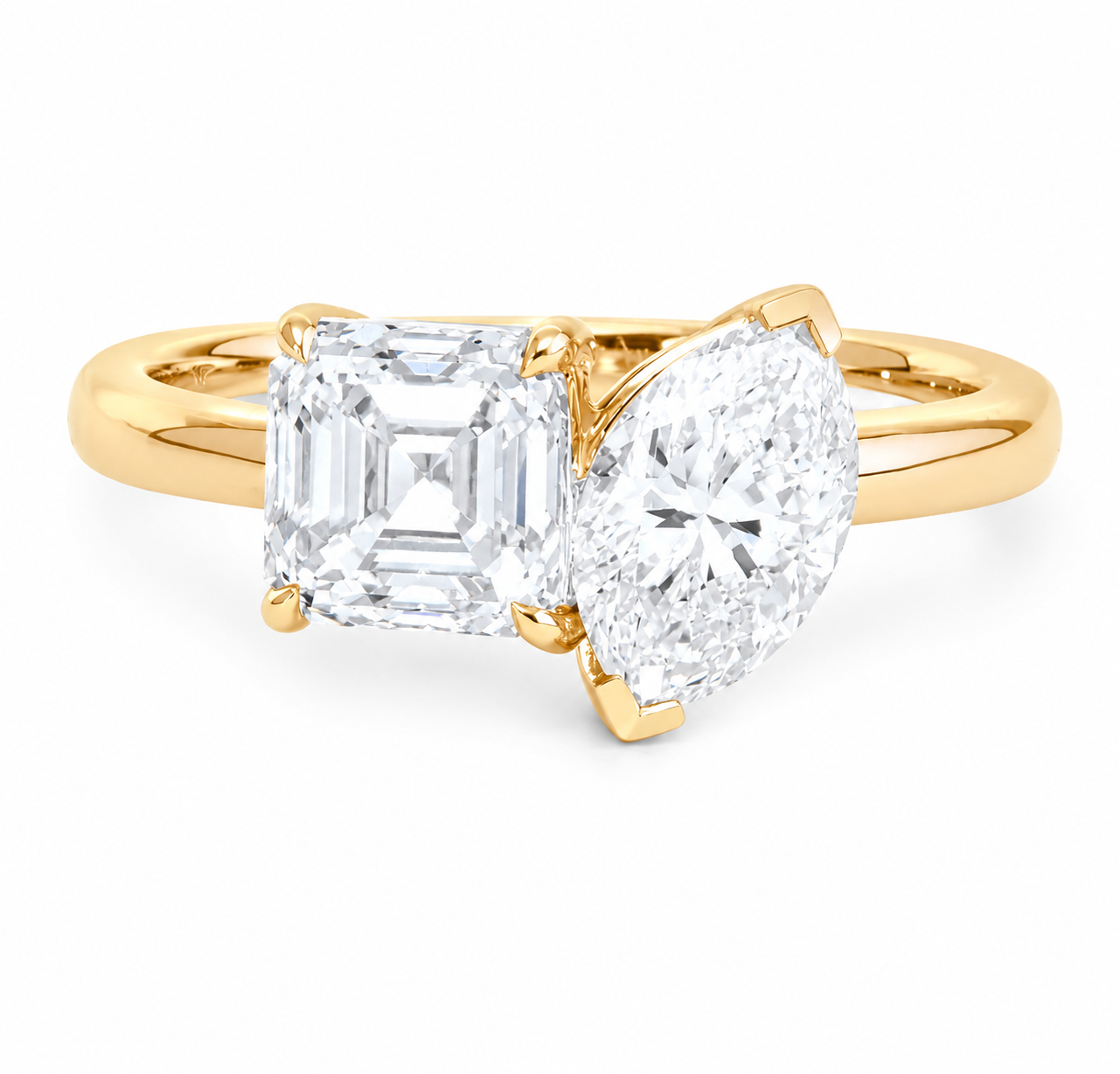 Marquise-Cut & Asscher-Cut Lab Diamond Toi et Moi Ring
